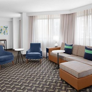 One Bedroom Corner King Suite Sofa Bed
